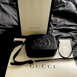 Authentic Gucci Gift bag for sale Medium